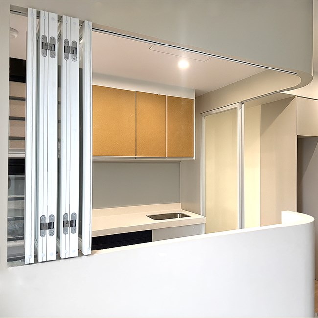 簡約白框多片折疊窗WL363