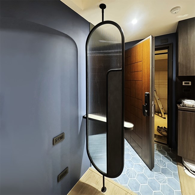 造型黑框圓弧層板鐵框屏風