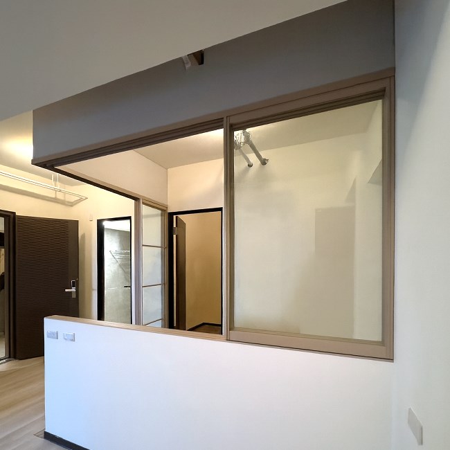 L型垂壁地軌式鋁框拉門WL373